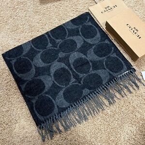 NWT Coach Signature Scarf Made in Italy Wool Silk Cashmere Blend Black F77673